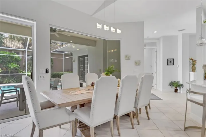 516 Eagle Creek Dr, Naples, Florida 34113