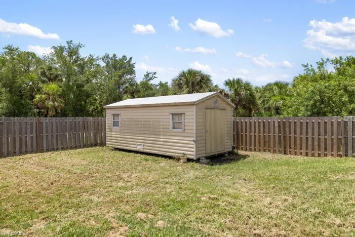 Storage building