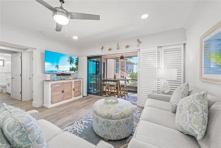 625  Nerita  ST, Sanibel, FL 33957