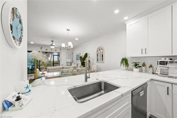 625  Nerita  ST, Sanibel, FL 33957