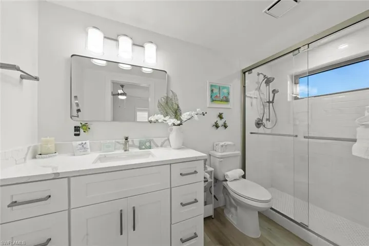 625  Nerita  ST, Sanibel, FL 33957
