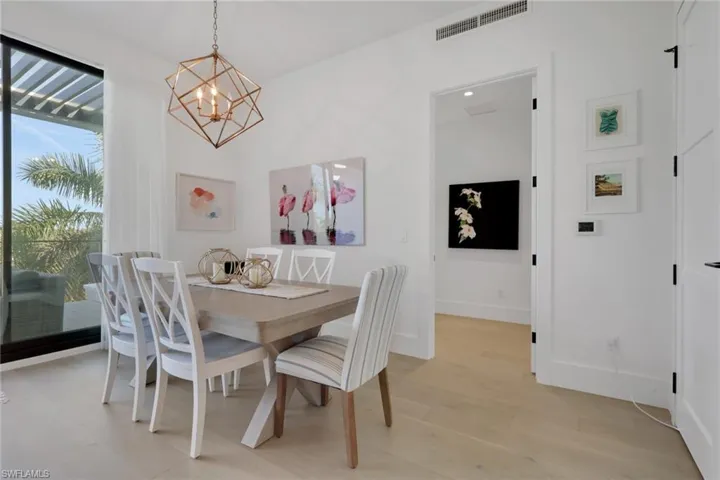 850 Central 303, Naples, Florida 34102