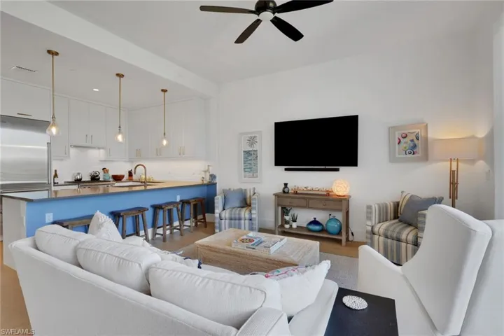 850 Central 303, Naples, Florida 34102