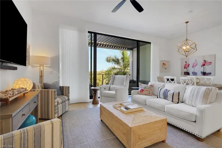 850 Central 303, Naples, Florida 34102
