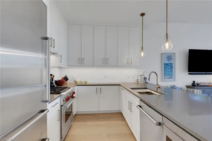 850 Central 303, Naples, Florida 34102