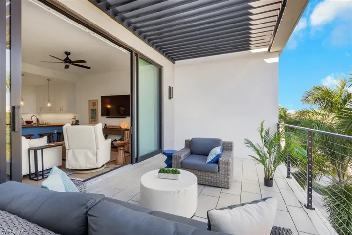 850 Central 303, Naples, Florida 34102