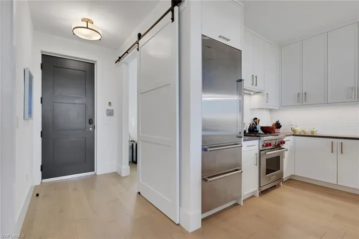 850 Central 303, Naples, Florida 34102