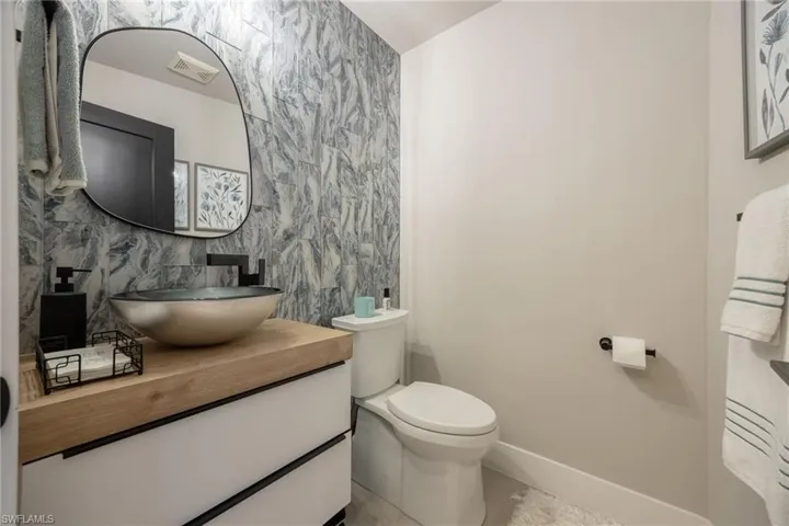 16564 Bear Cub Ct, Fort Myers, Florida 33908