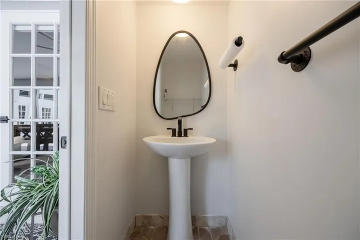 16564 Bear Cub Ct, Fort Myers, Florida 33908
