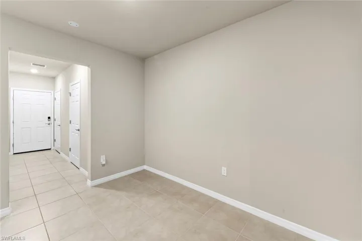 15421  Wildflower  CIR, Naples, FL 34119