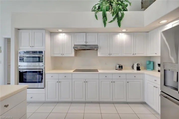 1159 Whiteheart Ct, Marco Island, Florida 34145