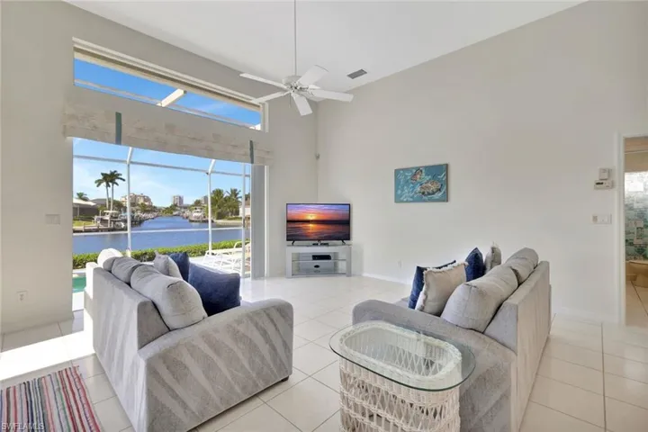 1159 Whiteheart Ct, Marco Island, Florida 34145