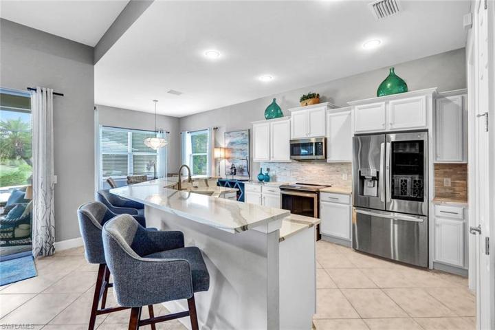 9195 Flint CT, NAPLES FL 34120