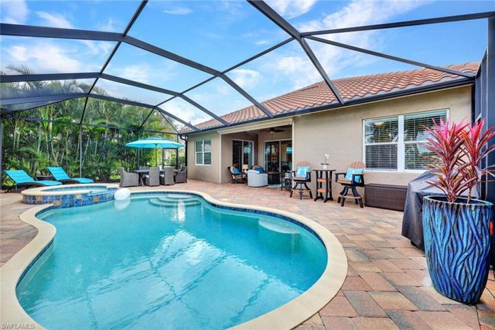 9195 Flint CT, NAPLES FL 34120