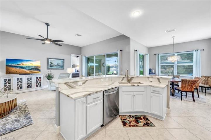 9195 Flint CT, NAPLES FL 34120