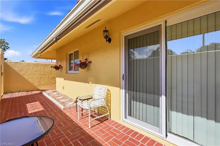 180 Harrison Rd 3, Naples, Florida 34112