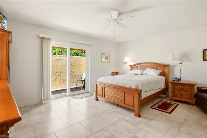 180 Harrison Rd 3, Naples, Florida 34112
