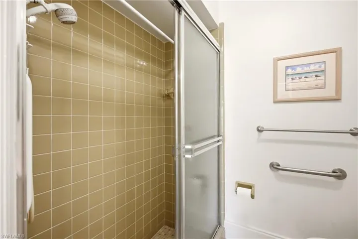 180 Harrison Rd 3, Naples, Florida 34112