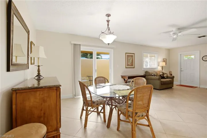180 Harrison Rd 3, Naples, Florida 34112