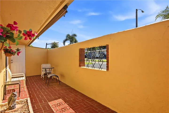 180 Harrison Rd 3, Naples, Florida 34112
