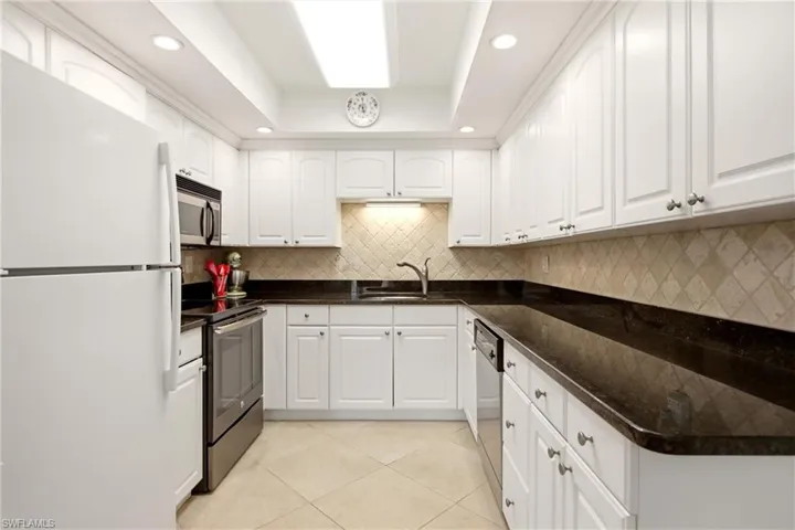 180 Harrison Rd 3, Naples, Florida 34112