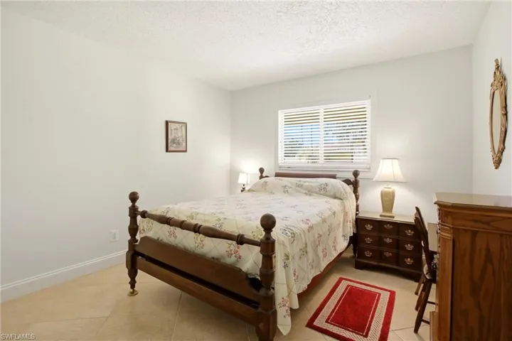 180 Harrison Rd 3, Naples, Florida 34112