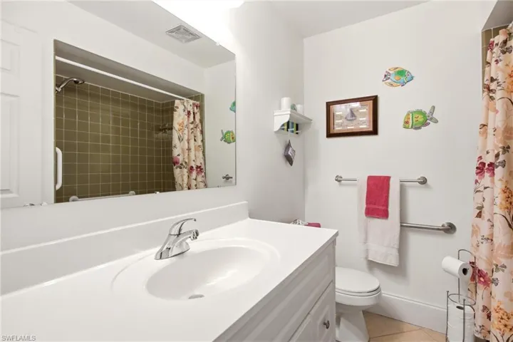 180 Harrison Rd 3, Naples, Florida 34112