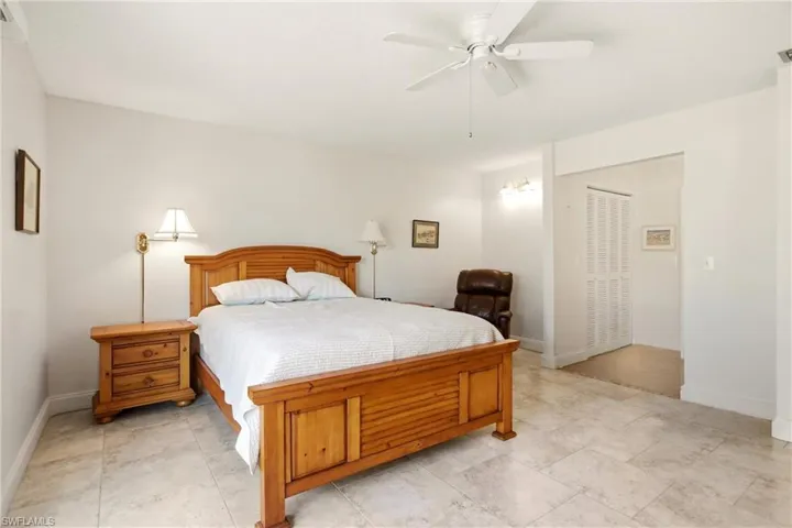 180 Harrison Rd 3, Naples, Florida 34112
