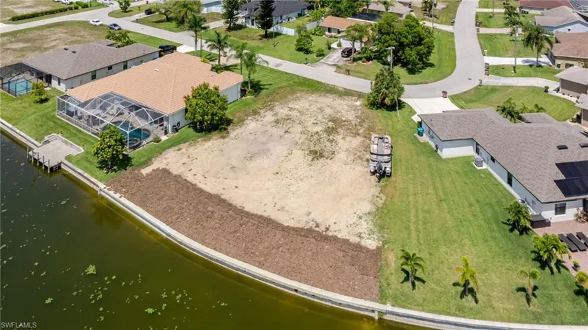 506 Ne 21st Pl, Cape Coral, Florida 33909