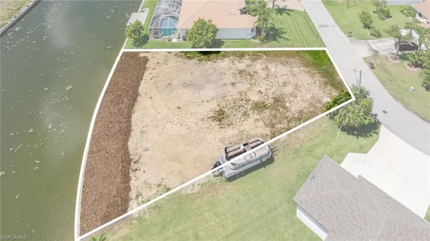 506 Ne 21st Pl, Cape Coral, Florida 33909