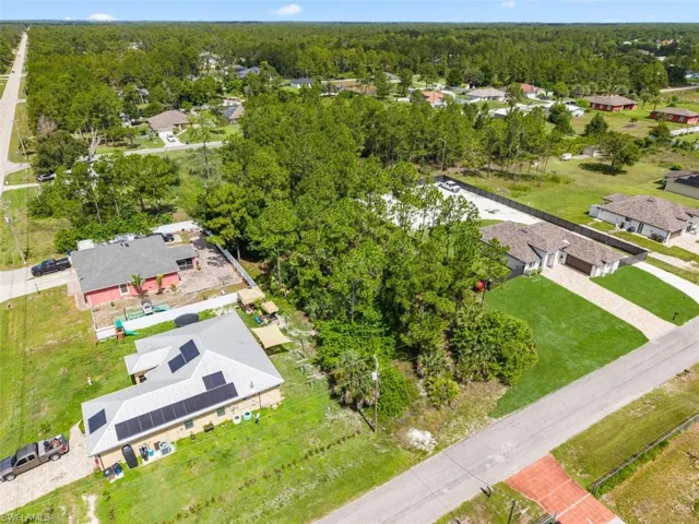 1003 Hibiscus Ave, Lehigh Acres, Florida 33972