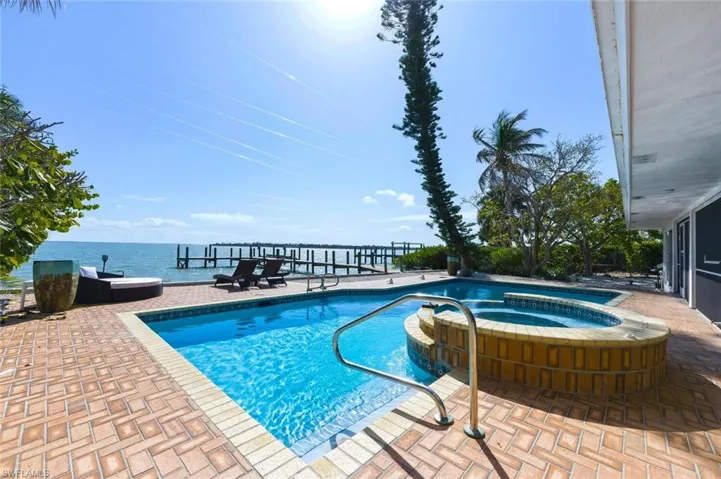 15153 Captiva Dr, Captiva, Florida 33924