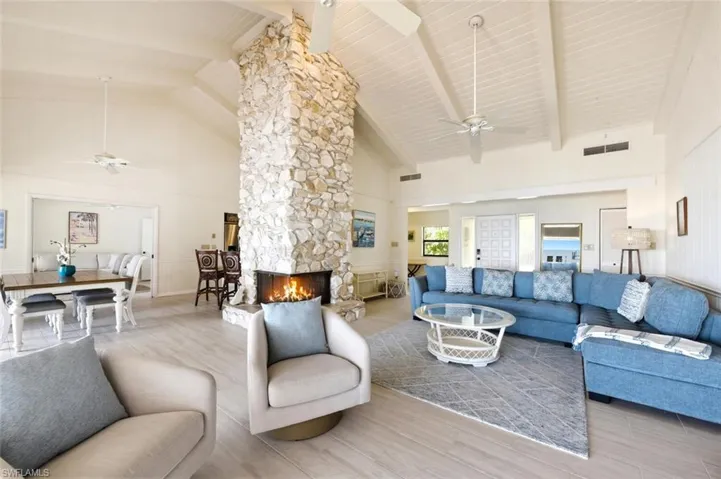 15153 Captiva Dr, Captiva, Florida 33924