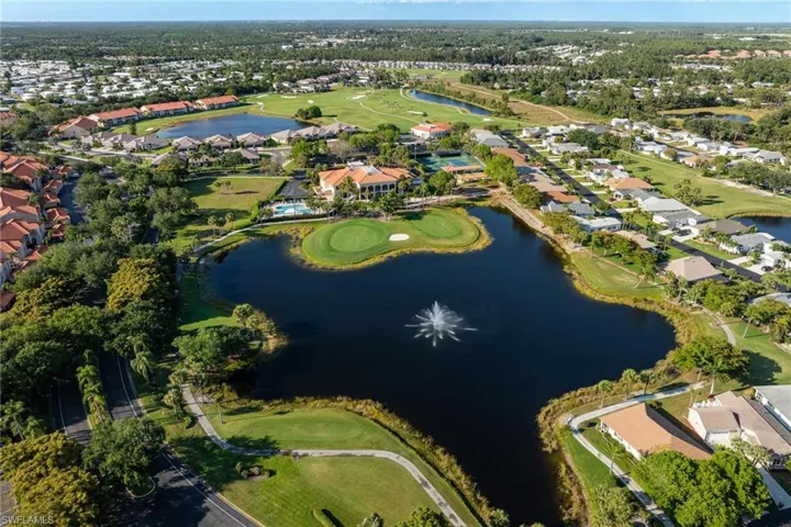18-Hole Gordon Lewis designed executive Golf Course with Pro Shop