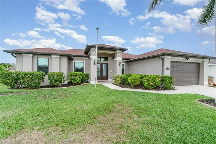 220 Nw 26th Pl, Cape Coral, Florida 33993