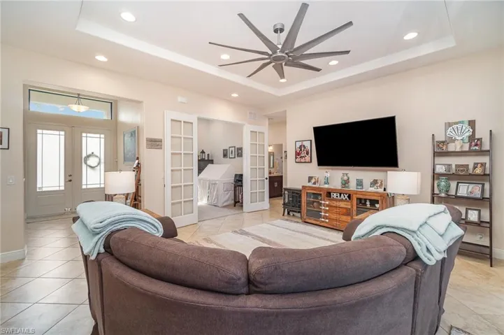 220 Nw 26th Pl, Cape Coral, Florida 33993