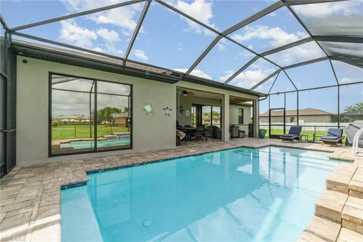 220 Nw 26th Pl, Cape Coral, Florida 33993