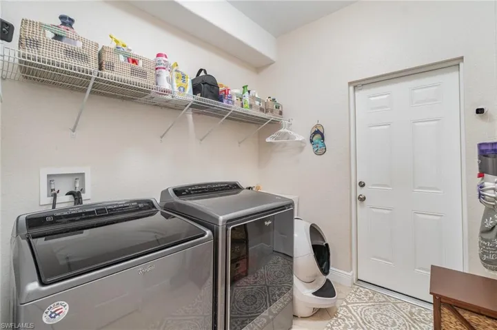220 Nw 26th Pl, Cape Coral, Florida 33993