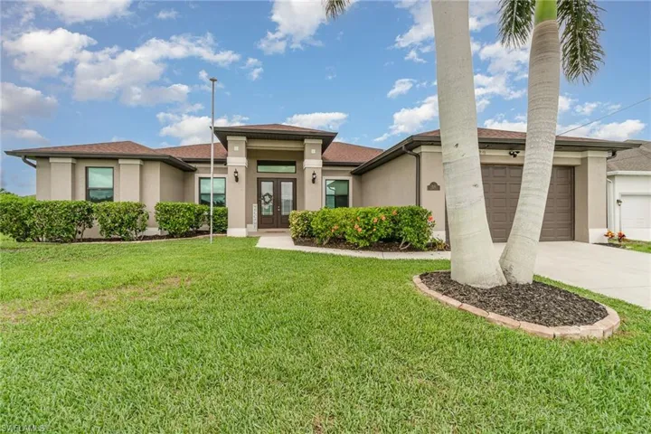 220 Nw 26th Pl, Cape Coral, Florida 33993