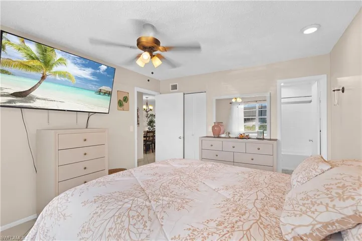 Master Bedroom with ceiling fan