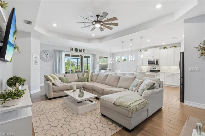 28009  Longboat Key  RUN, Bonita Springs, FL 34135