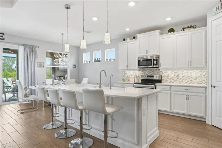 28009  Longboat Key  RUN, Bonita Springs, FL 34135