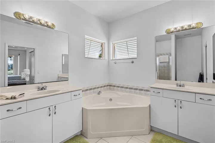 2601 Sw 25th Ter, Cape Coral, Florida 33914