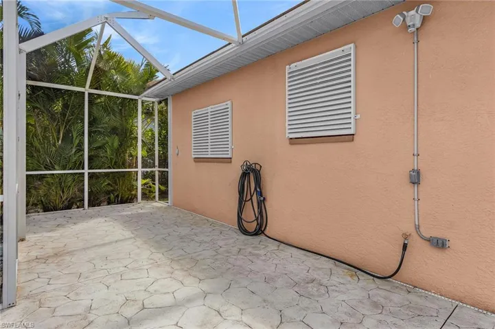 2601 Sw 25th Ter, Cape Coral, Florida 33914