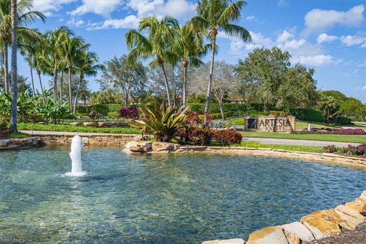 1330  Manado  DR, Naples, FL 34113
