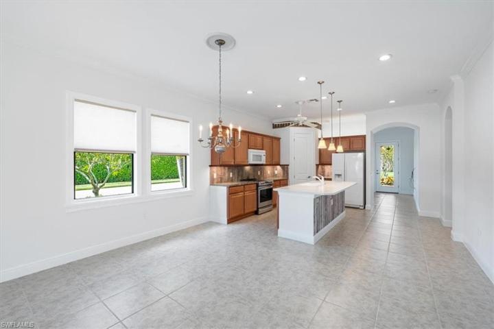 1330  Manado  DR, Naples, FL 34113