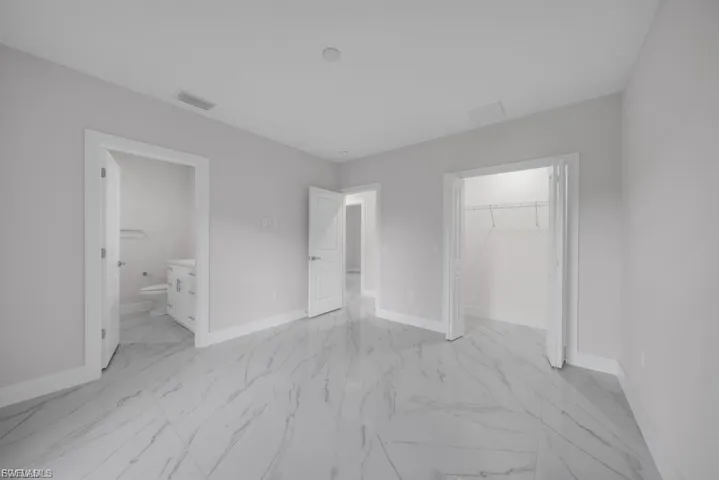 644 Woodcrest Dr, Lehigh Acres, Florida 33972