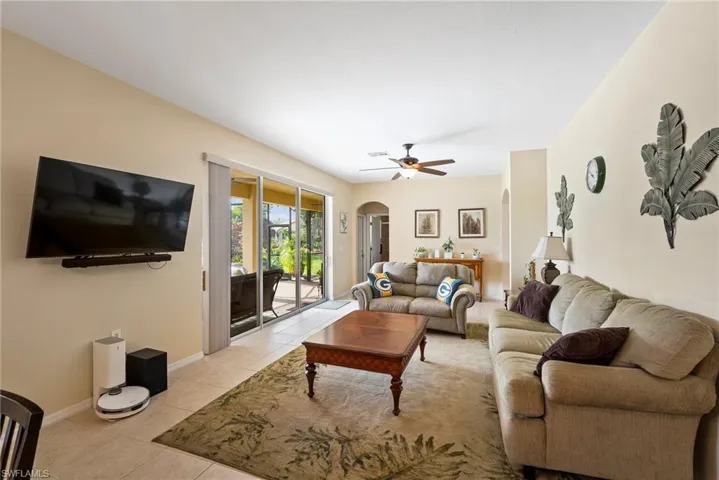 9566  Blue Stone  CIR, Fort Myers, FL 33913