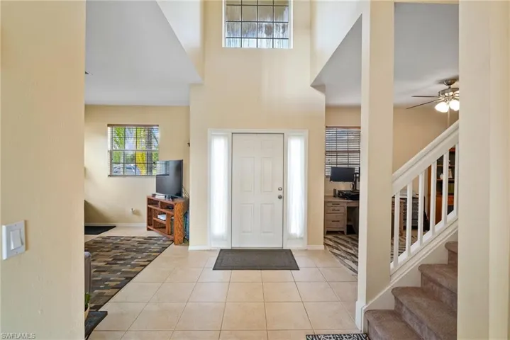 9566  Blue Stone  CIR, Fort Myers, FL 33913