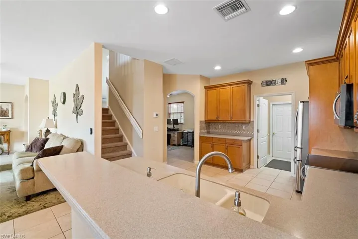 9566  Blue Stone  CIR, Fort Myers, FL 33913